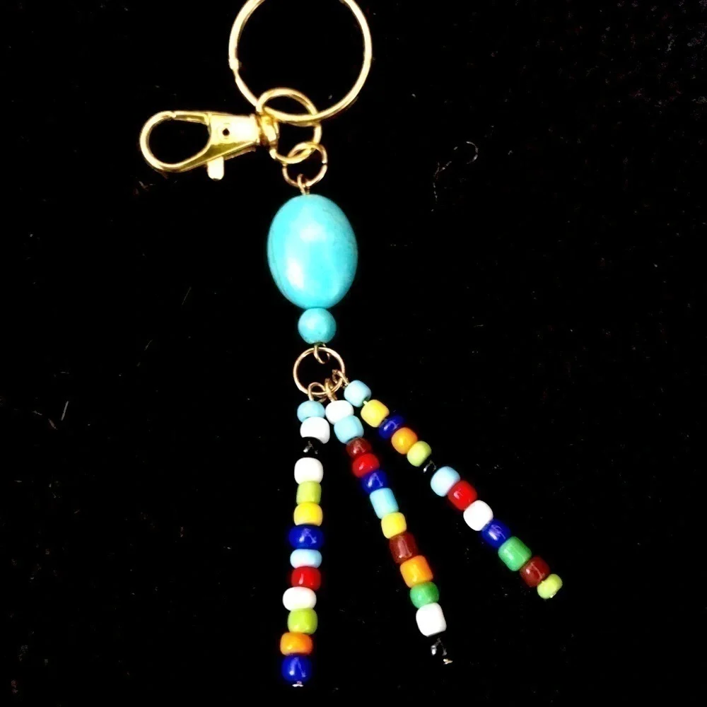 HANDCRAFTED Goldtone Keychain w/Turquoise Magnesite Gemstones & Glass Seed Beads